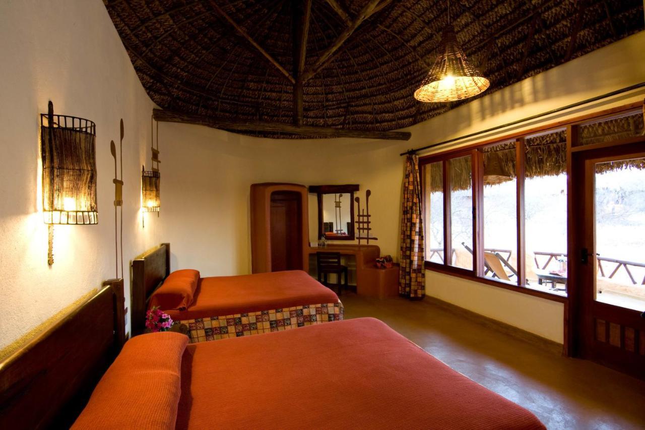 Samburu Sopa Lodge Archers Post Ngoại thất bức ảnh