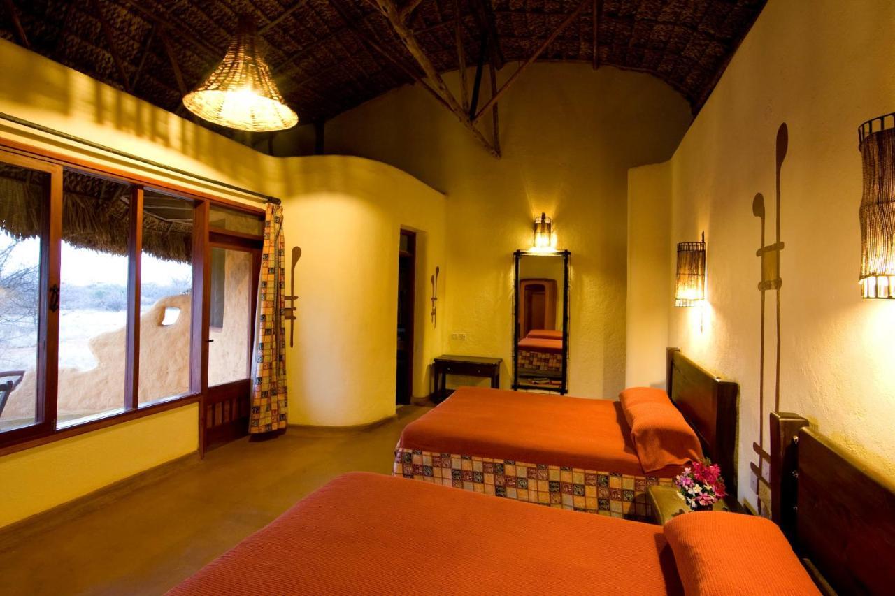 Samburu Sopa Lodge Archers Post Ngoại thất bức ảnh